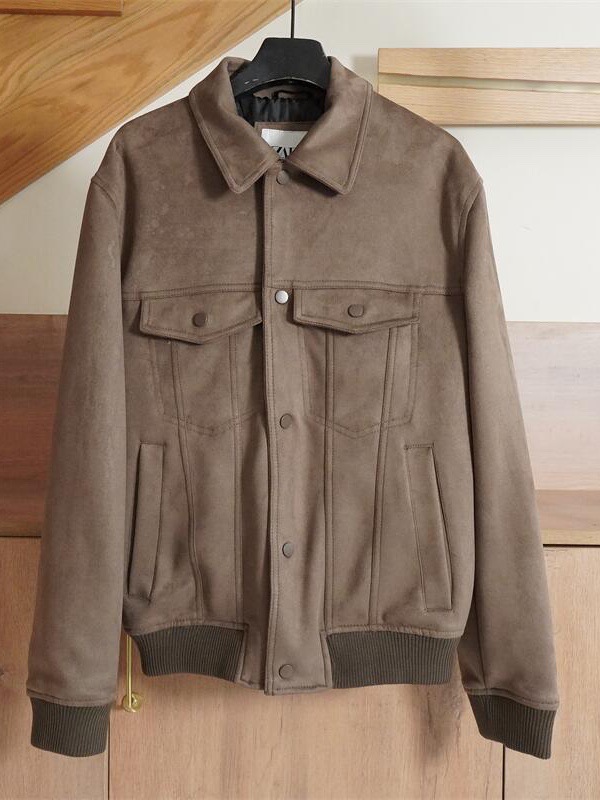 Retro velvet autumn trend jacket