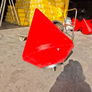 危险警示塑料浮标 水上禁航船只拦截定位浮标 700*900聚乙烯浮标