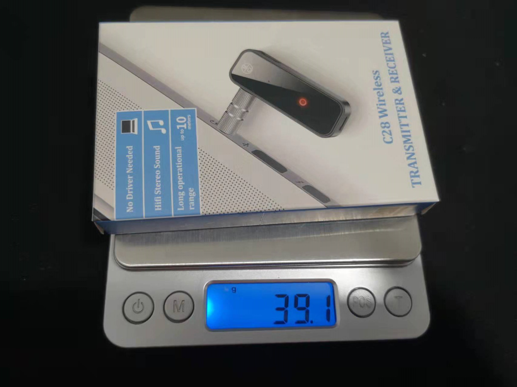 Передатчик и приемник T03 2-в-1, упакованные в цветную коробку