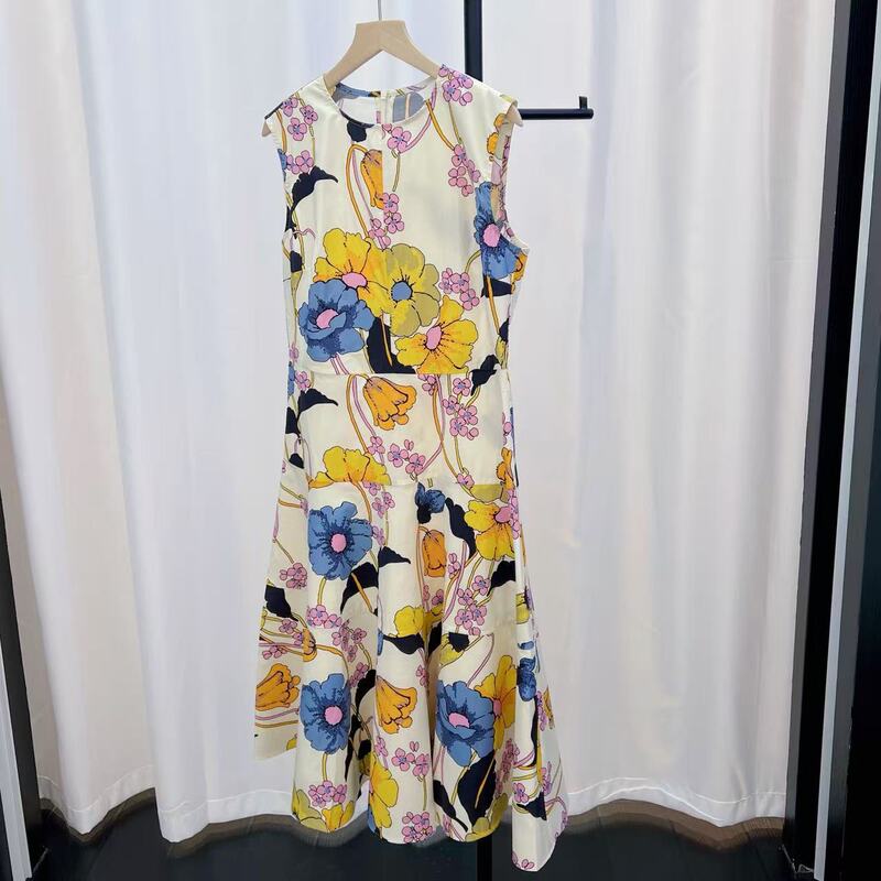Marn Gentle and Elegant Floral Waist-Cinching Dress for Women, Summer Sleeveless A-Line Printed Dress, Mid-Length Marn Gentle and Elegant Floral Waist-Cinching Dress for Women, Summer Sleeveless A-Line Printed Dress, Mid-Length