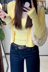 韩系辣妹欲黄色针织开衫吊带背心新款修身显瘦短款上衣两件套