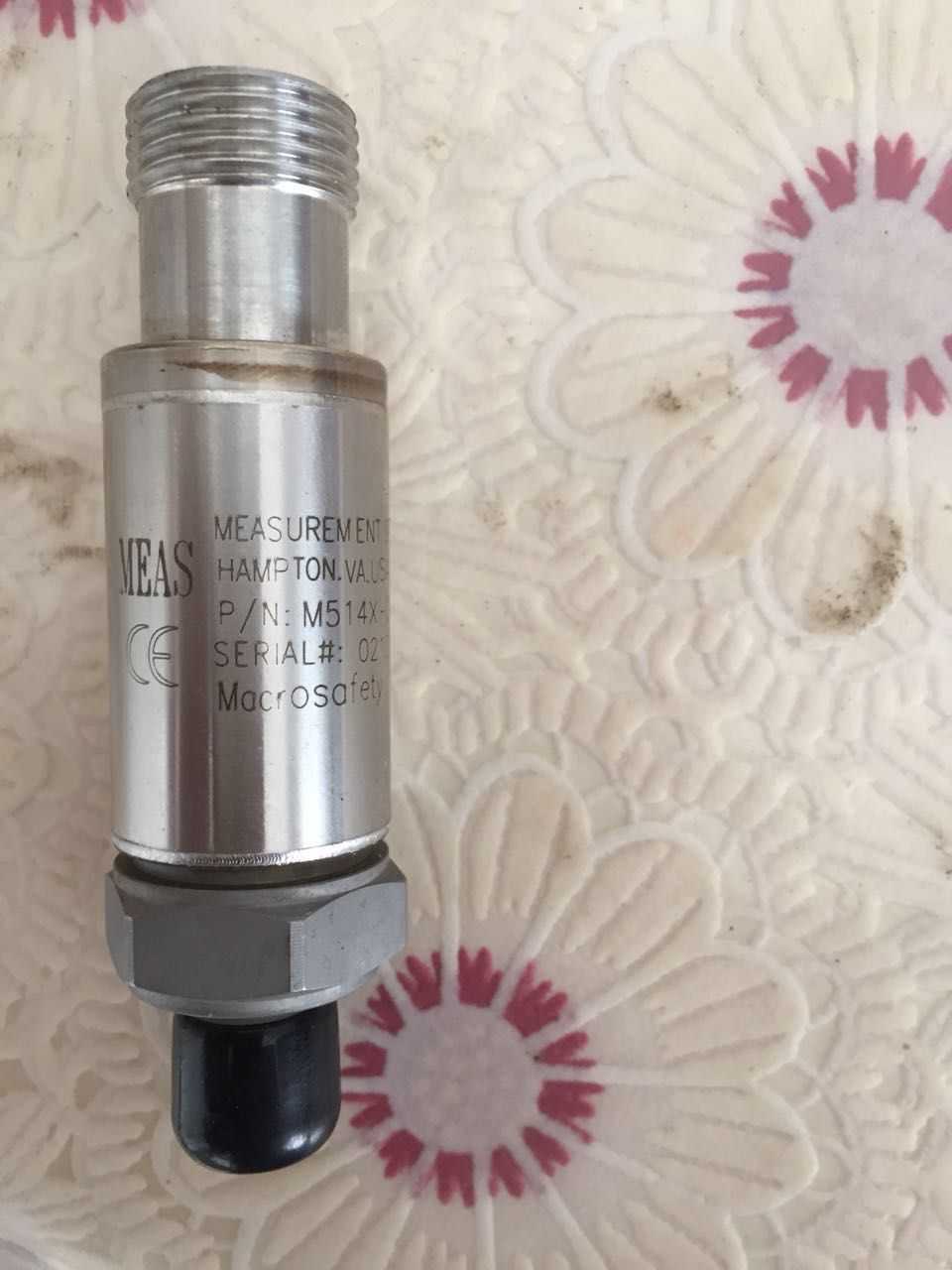 中联吊车专用压力传感器，徐工，三一，柳工吊车配件压力传感器