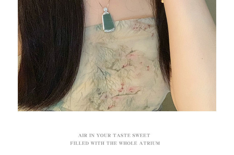 Mặt dây chuyền ngọc bích tự nhiên A hàng xanh nước biển không làm gì, khung bạc sterling đính đá chi tiết 26