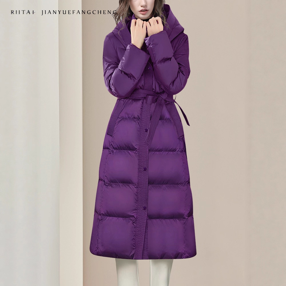 可2025秋冬连帽羽绒服外套女中长款过膝收腰紫色白鸭绒羽绒衣