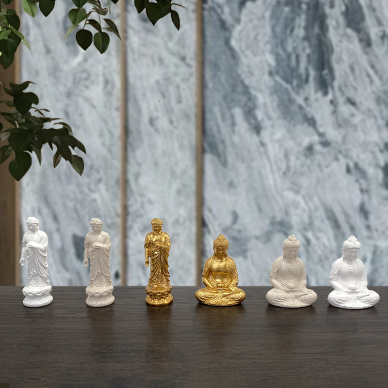 Venta caliente transfronteriza Estatuas de Buda del sudeste asiático, estatuas religiosas, decoraciones artesanales de resina dorada, muebles para el hogar, muebles para el hogar, muebles para la sala de estar