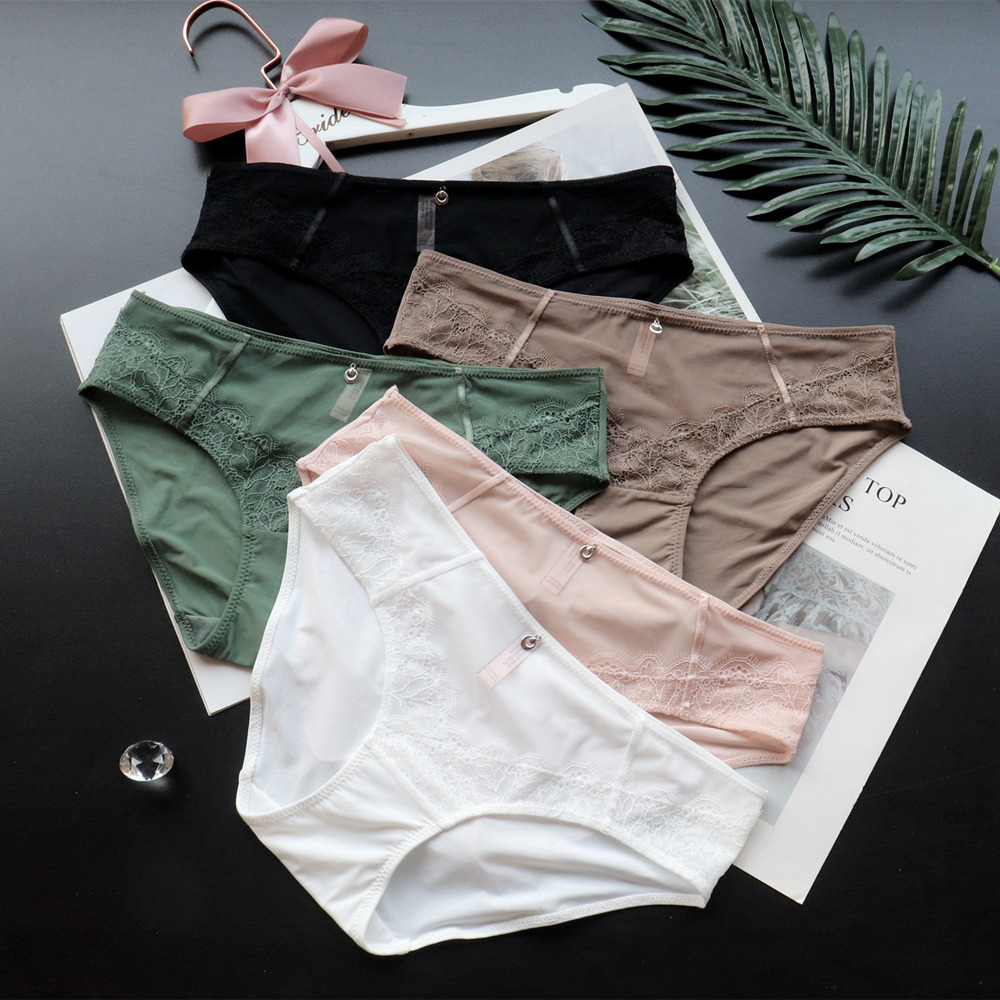 High-End Lace Women's Breathable Sexy Panties, Women's Hip-Lifting Low-Rise Ice Silk Briefs, Plus-Size Underwear