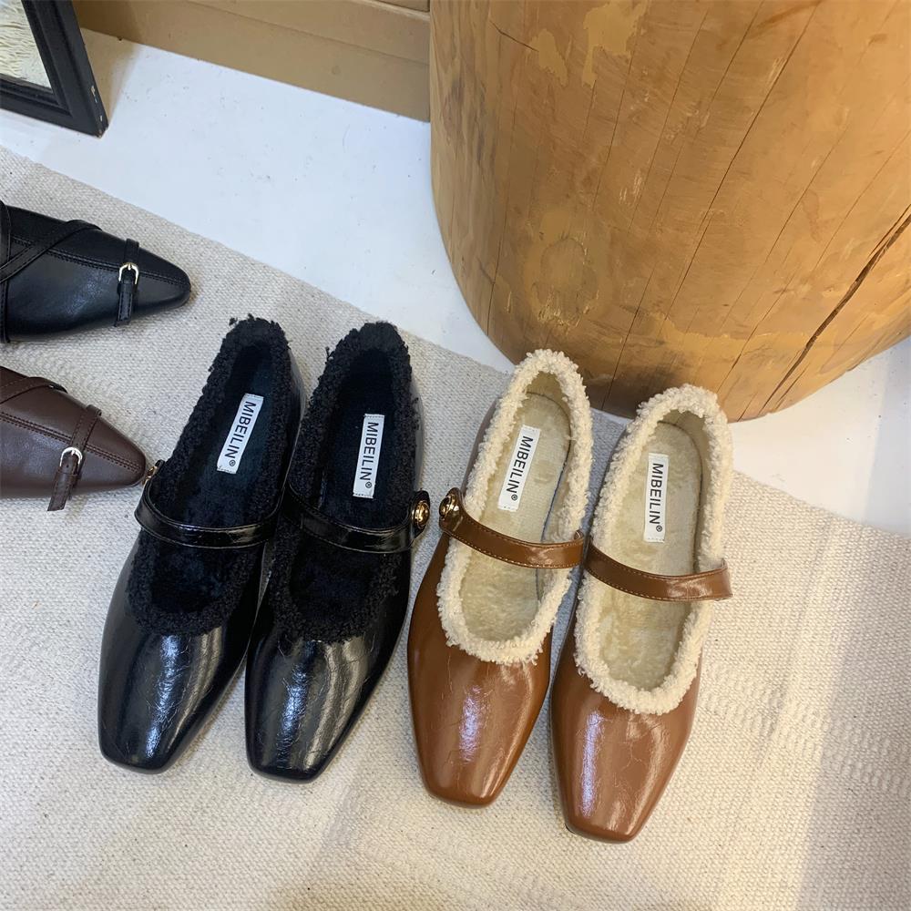 平底方头玛丽珍鞋加绒单鞋女2023新款秋冬季保暖棉鞋一字带毛毛鞋