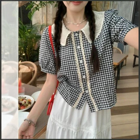 French Style Crochet Cut Out Doll Collar Loose Short-Sleeved Shirt for Women 2026 Summer New Fashion Plaid Top French Style Crochet Cut Out Doll Collar Loose Short-Sleeved Shirt for Women 2026 Summer New Fashion Plaid Top