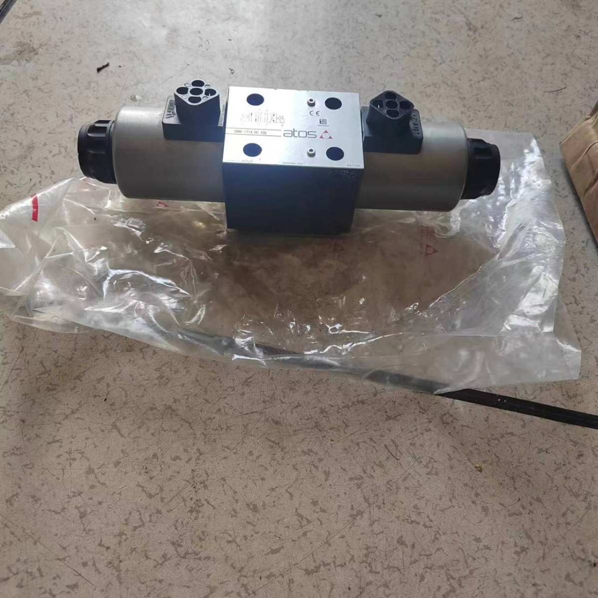 ATOS阿托斯品牌液压阀电磁换向阀SDKE-1714 24DC 正品优惠