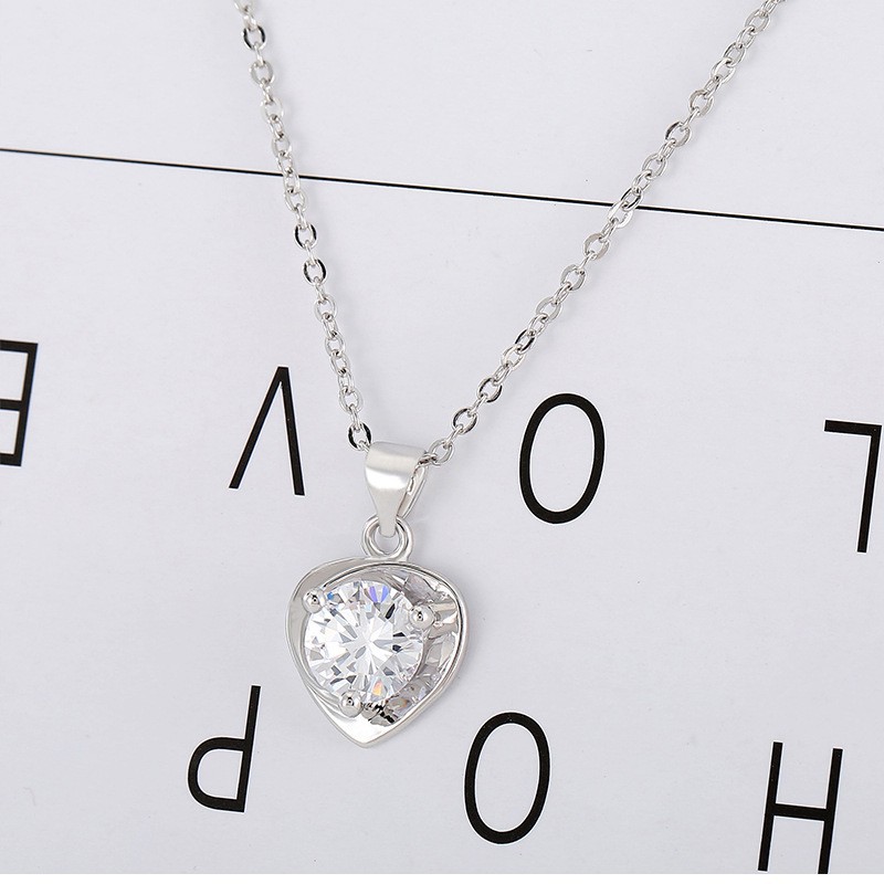 대형 지르코늄 러브 화이트 다이아몬드(체인 제외)