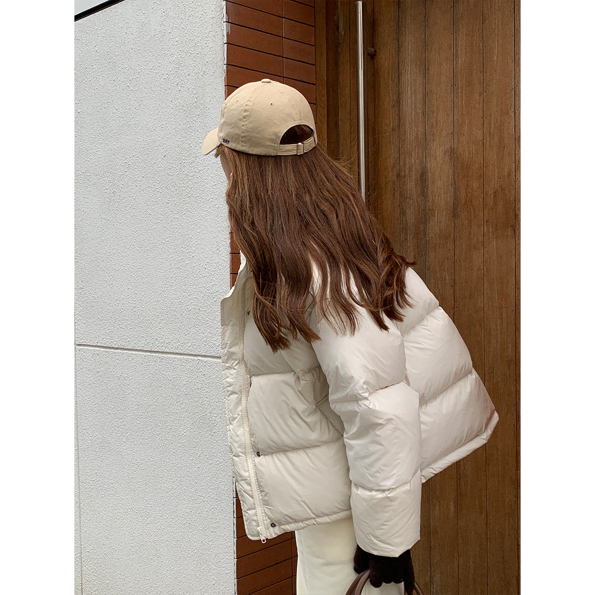 羽绒服女2022新款韩版宽松加厚保暖白鸭绒立领面包服短款冬季外套