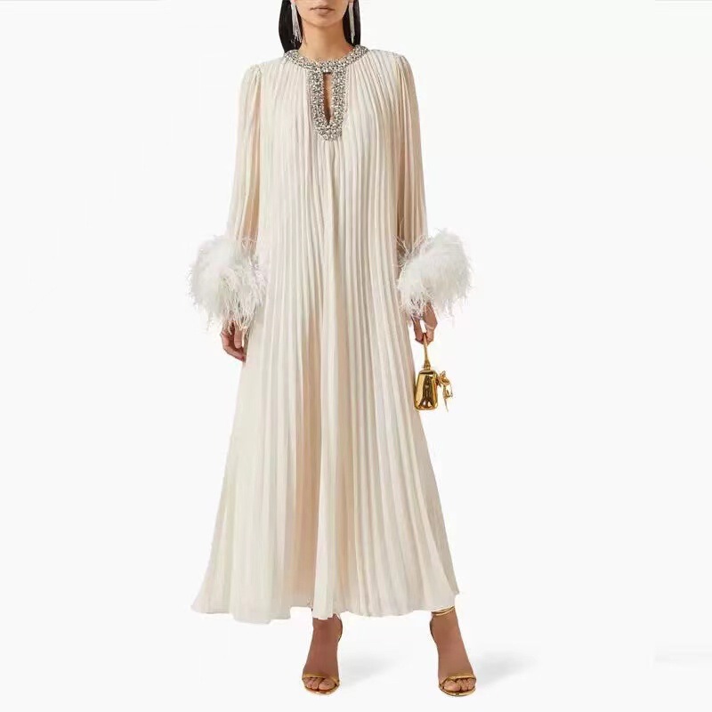 European and American Style Long Skirt Heavy Industry Beaded and Diamond-encrusted Ostrich Hair Sleeve Pleated Loose Slimming Light Luxury Age-reducing dress 1905