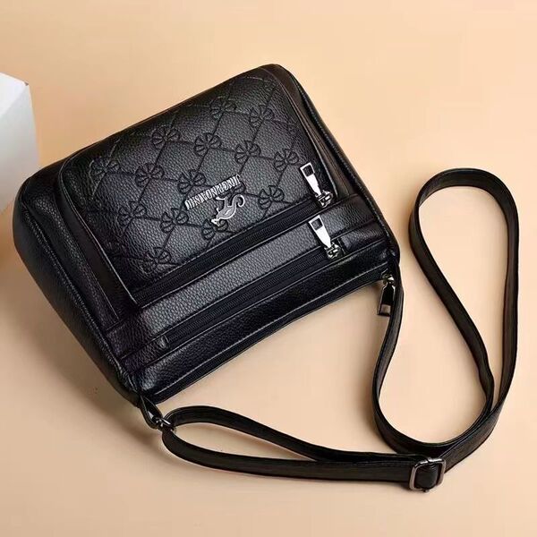 Capacious polyurethane one-shoulder bag