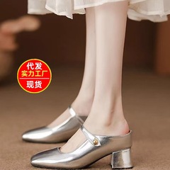 女性が外で履くための包頭ハーフスリッパ、2025春秋の新しいフレンチスタイルのハーフスリッパ、ハイヒールスリッパ
