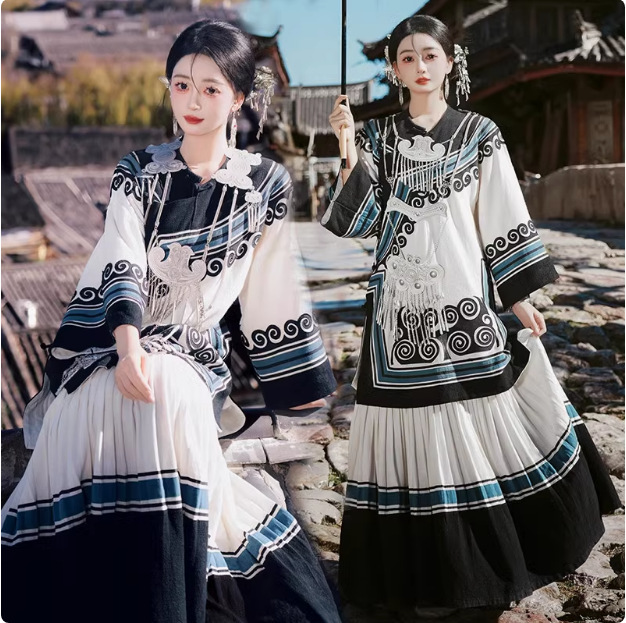 撮影のテーマの妊婦の新しい中国式の写真撮影の服装の妊娠するマミーの大きい腹は水墨画の風格を照らして長いスカートを撮影します。