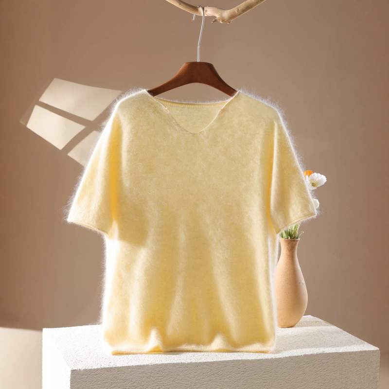Brushed small V-neck short-sleeve women's soft textured knit top, slim fit, simple solid color inner top