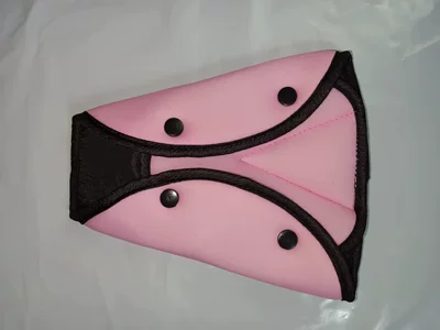 Car Triangle Holder Soft Cloth Anti-Strangle Foldable Snap-On Children's Shoulder Pad Seat Belt Holder (Seat belt shoulder pad) - triangle-retainer-pink-235185cm