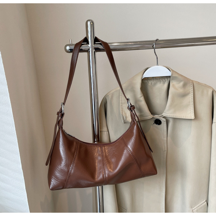 Sac à bandoulière tendance pour femmes sous les aisselles 2024, nouvelle version coréenne à la mode, simple, grande capacité, pour le travail et les déplacements_voghion.com