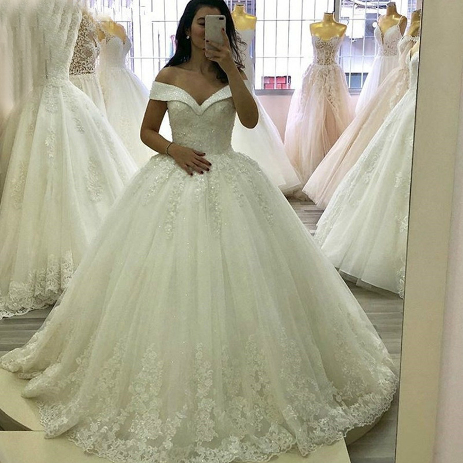 One-Shoulder Wedding Dress 2025 New Bride Simple Sexy Slim Travel Photography Large Tail Soft Gauze Lace Slimming Look
