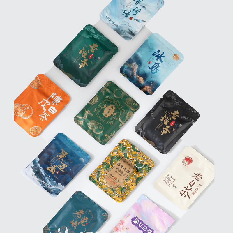 Icelandic Lao Ban Zhang Blended Pu-Erh Raw Tea Small Square Cakes Individually Packaged with Dried Tangerine Peel Pu-Erh Aged in Dry Warehouse Wholesale