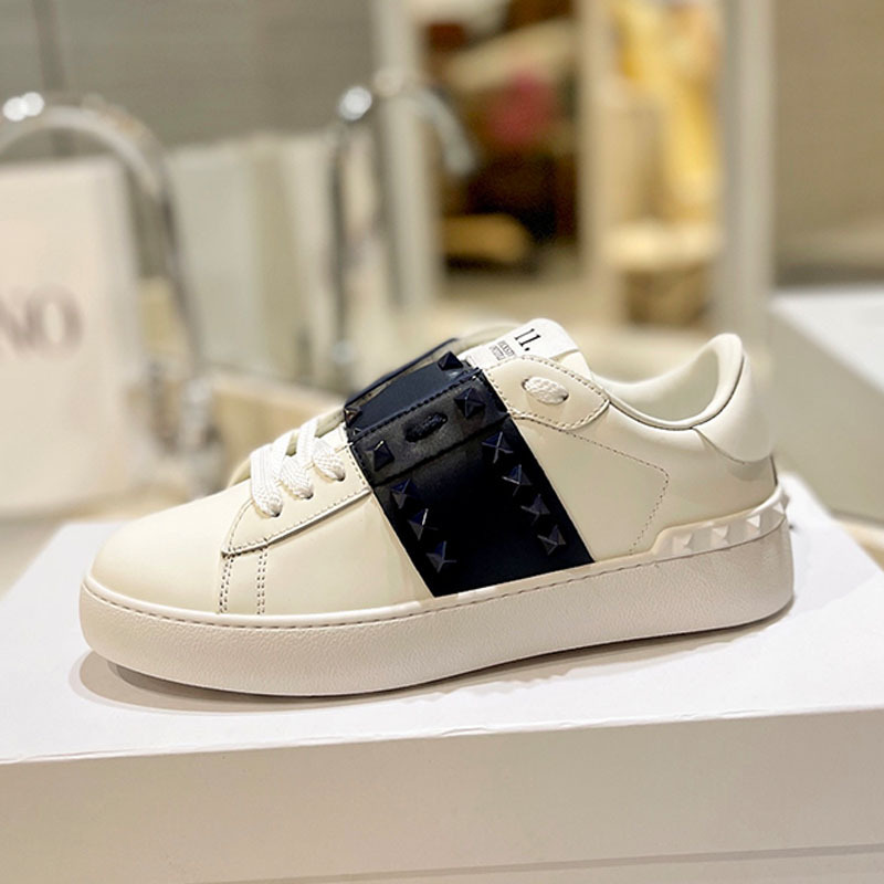 Color 3 (White + Navy Blue Rivet Model)