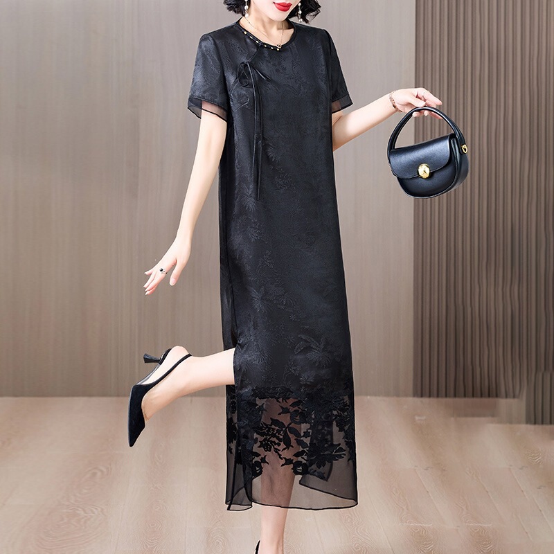 2026 New Style Xiangyun Silk Dress for Women, Elegant Jacquard with Intricate Embroidery, Plus Size, Suitable for Middle-Aged and Elderly Mothers