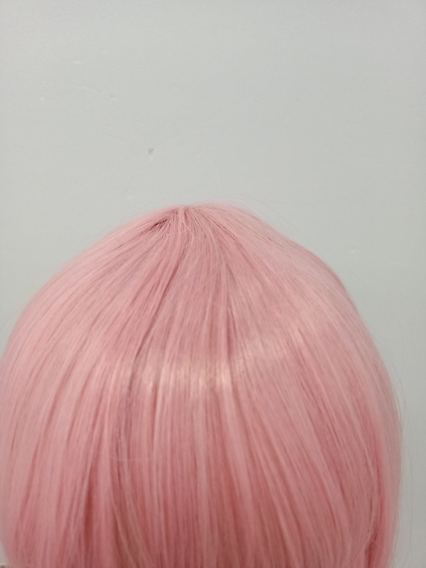 Fábrica al por mayor Europa y América venta caliente fibra química pelucas de alta temperatura seda rosa pelucas cortas