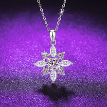 跨境热销雪花莫桑石吊坠925纯银项链女款小巧精致挂坠圣诞节礼物