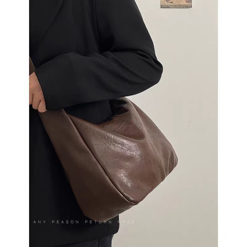 Herfst Winter Nieuwe Koreaanse versie voor dames, veelzijdige schoudertas met grote capaciteit, student, klaslokaal, reistas onder de arm_voghion.com