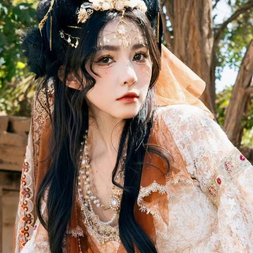 Национальный костюм Западный ветер Западного региона Принцесса Западного региона