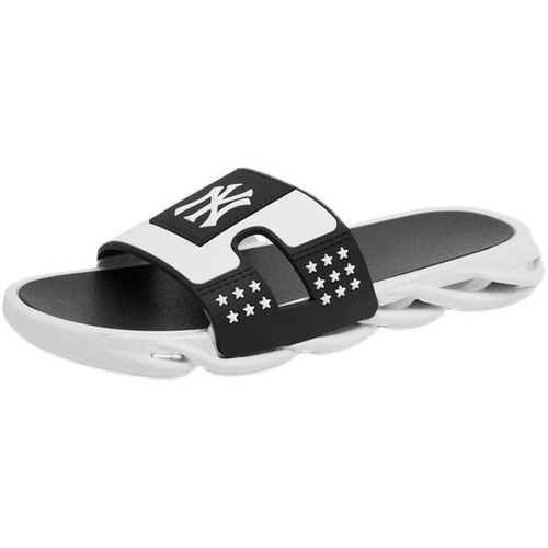 Plus-size slippers for men, summer outdoor wear, internet-famous trendy brand, non-slip, comfortable and cozy slip-on sandals for casual home use