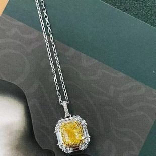 New Product Shelf 1.005ct18K Gold Classic T Carat Yellow Diamond Necklace Full Fire Color Fashion Square Diamond Chain