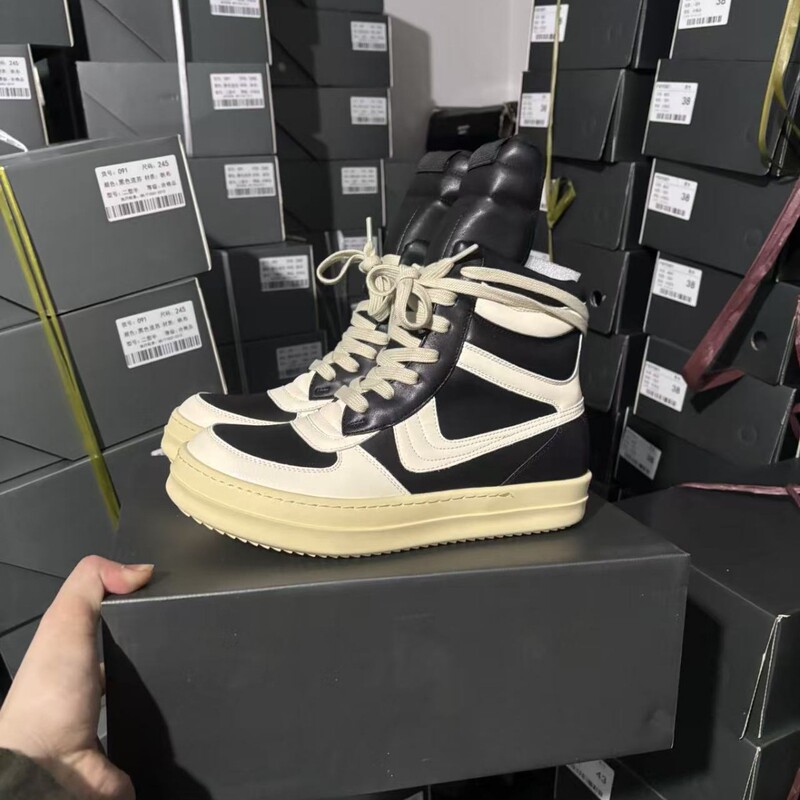 Trendy Couple's New Self-Designed Inverted Triangle High-Top Height-Increasing Casual Niche Sneakers Trendy Couple's New Self-Designed Inverted Triangle High-Top Height-Increasing Casual Niche Sneakers