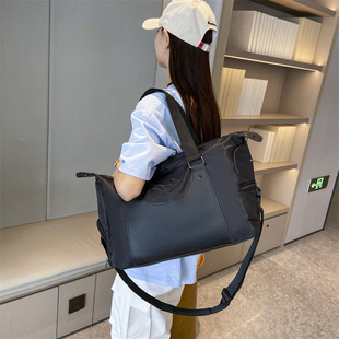 New Korean Style Large Capacity Travel Bag Unisex Portable Luggage Bag Lightweight Waterproof Casual Travel Bag for Fitness