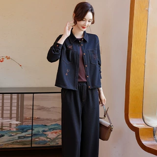 妈妈秋装牛仔套装2025新款气质高贵外套短款上衣服中老年女阔腿裤