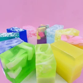 香皂、皂花;香薰;身体护理套装