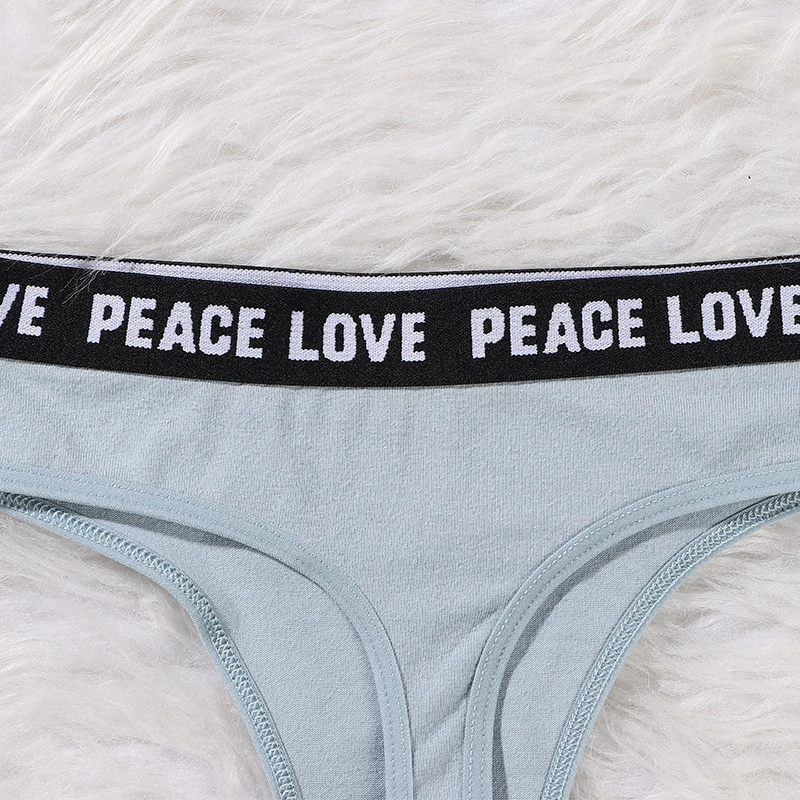 П pants, trousers, underwear, European style