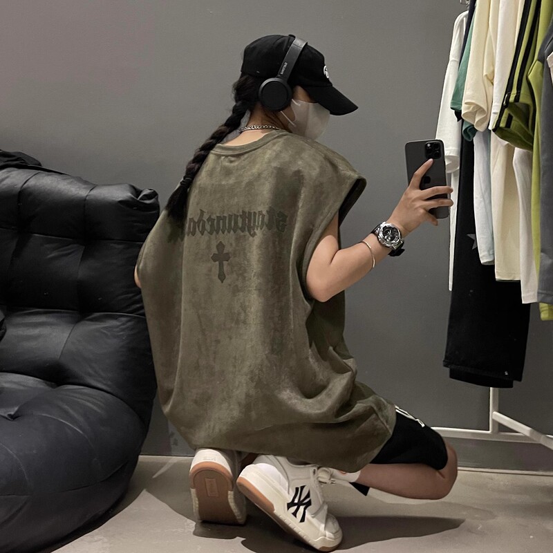 2025 New American High Street Suede Sleeveless T-Shirt for Men and Women Summer Retro Basketball Sports Wide Waistcoat Vest