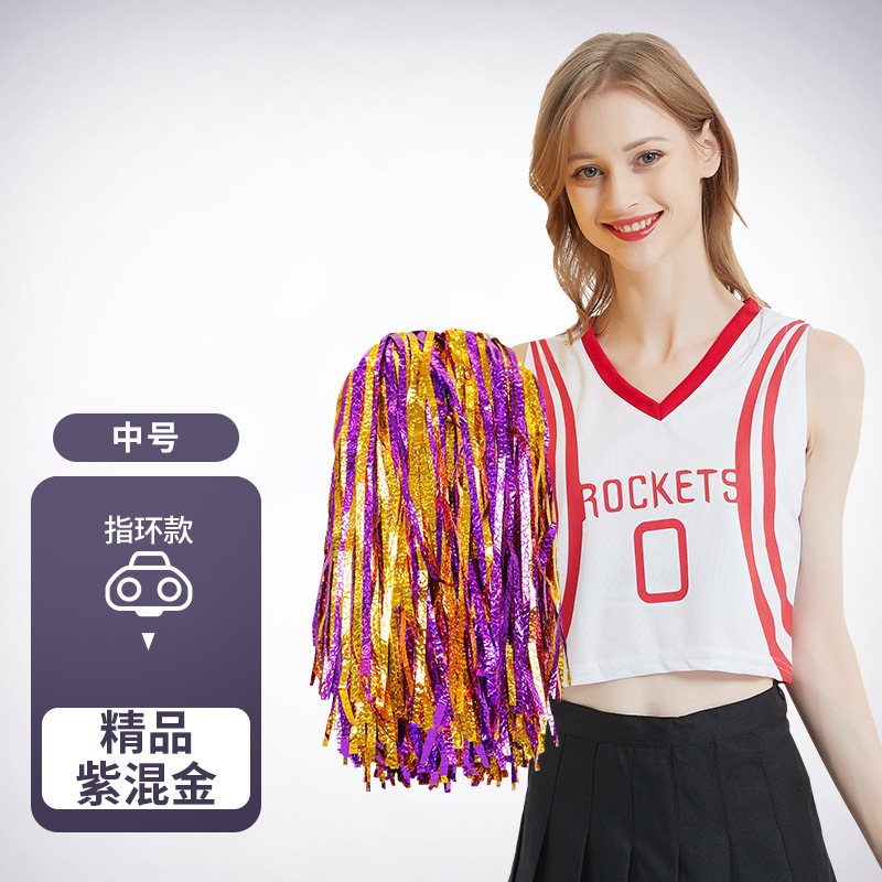 応援団の花球応援団学校のダンス運動会の試合は道具の祝典の広場のダンス用のボールを演じます。|undefined