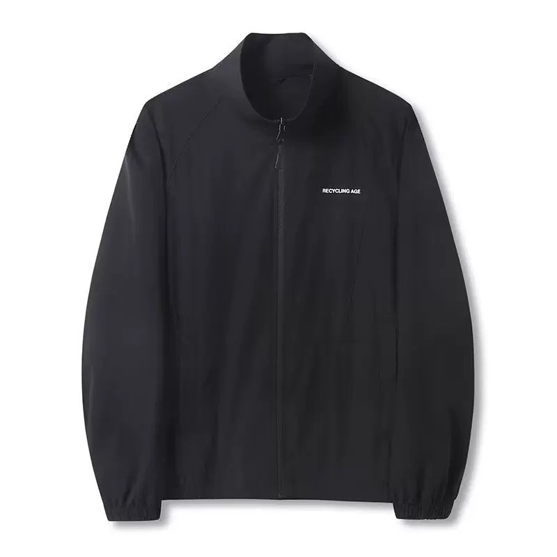 New summer and autumn softshell sun protection clothing for men and women, outdoor windproof hiking sports casual couple mountaineering clothing.