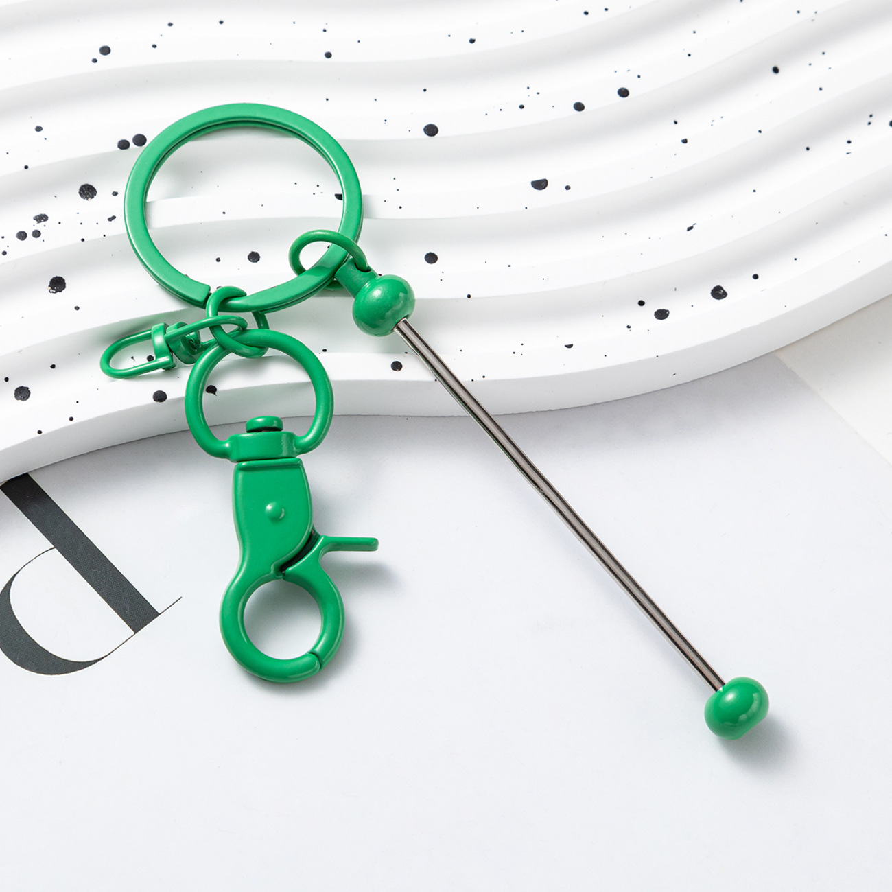 Llavero con cuentas de metal de personalidad creativa, llavero degradado multicolor al por mayor, colgante de joyería de red simple