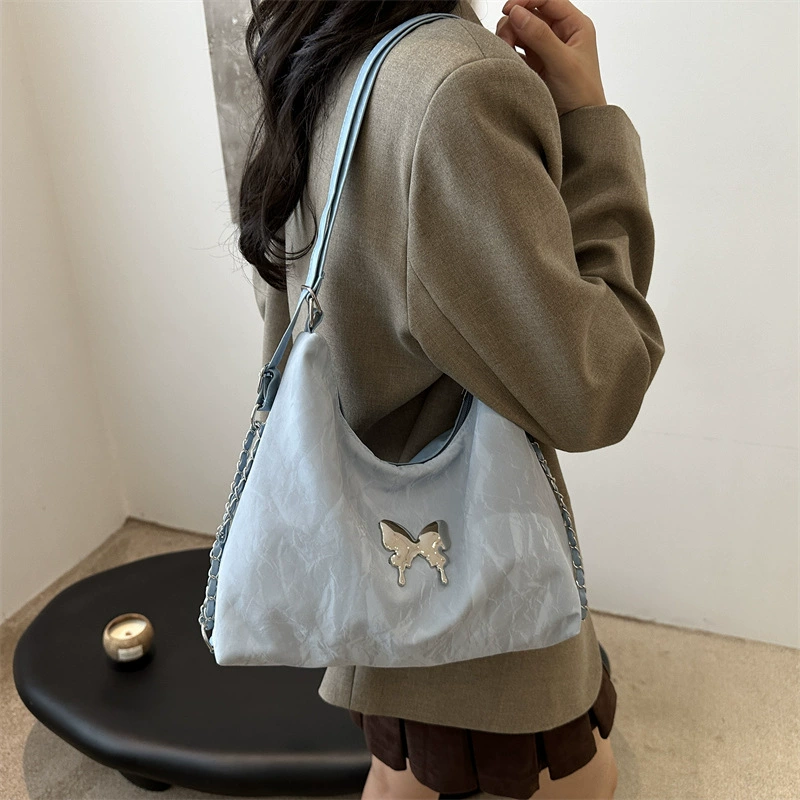 Autumn shoulder bag, capacious backpack, one-shoulder bag, western style