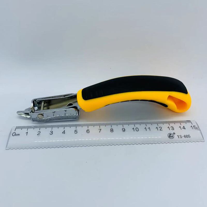 釘を抜く器をこじ開けて釘を抜く器を抜く器を抜く器を抜く大工の釘を抜く器の工具を釘を抜く|undefined