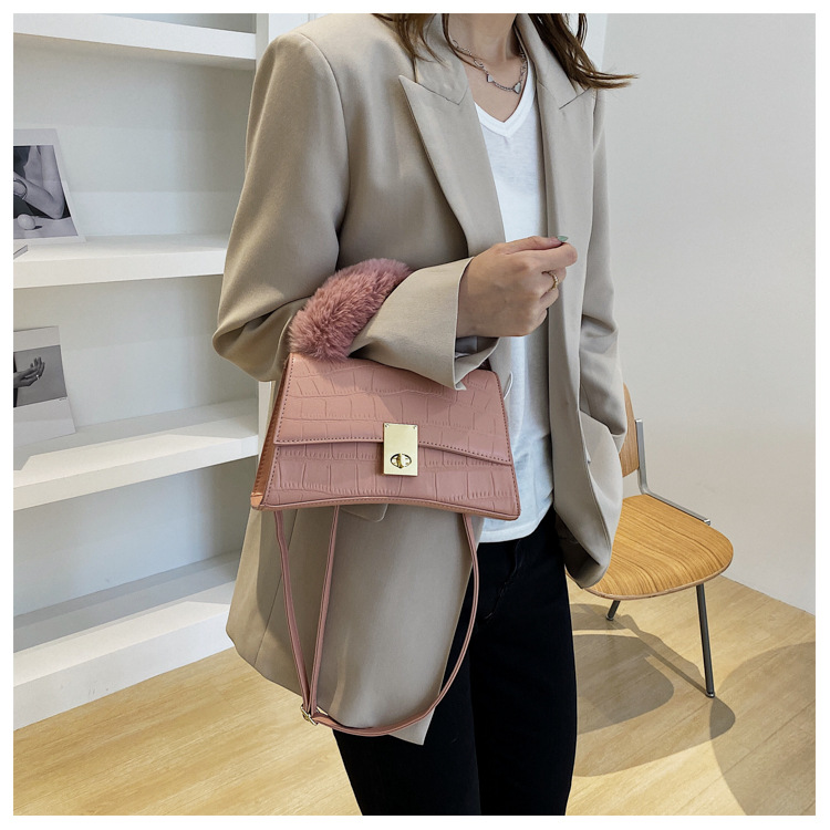 Cross-border Foreign Trade Women's Bag 2021 Autumn New Plush Tote Fashion Trendy Single Back Crossbody Pu Women's Bag Bags display picture 23