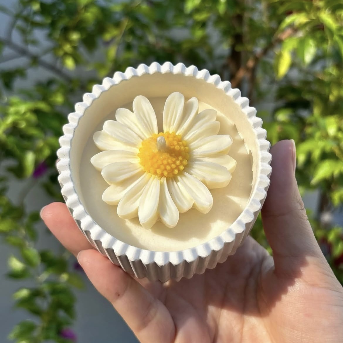 Estambres blancos y amarillos de margarita (fragancia: pera y fresia)