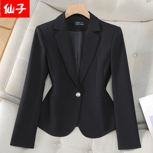 �ϼtɫ�L��С���b�I����Ů�������e�羳���Q�I�b�̿���������Ů