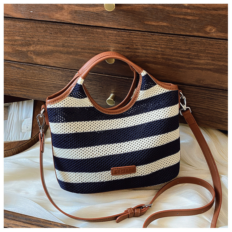 Korean style laid-back and relaxed tote bag 2025 new summer versatile woven and pieced large-capacity single-shoulder bag undefined