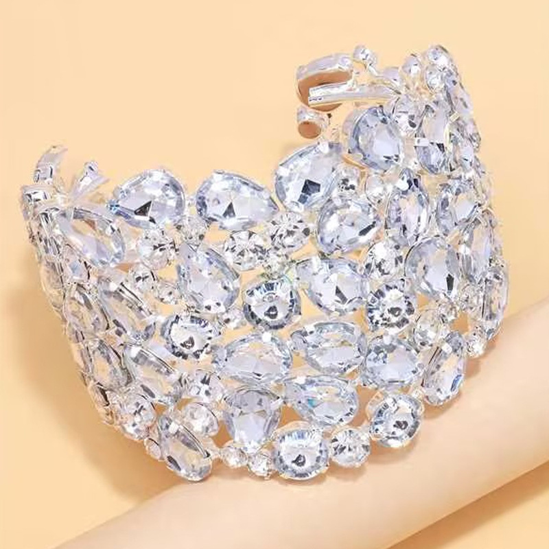 クイック販売で人気のあるキラキラ光るドリルのブレスレットのデザイン感水滴開口ブレスレットのファッション|undefined