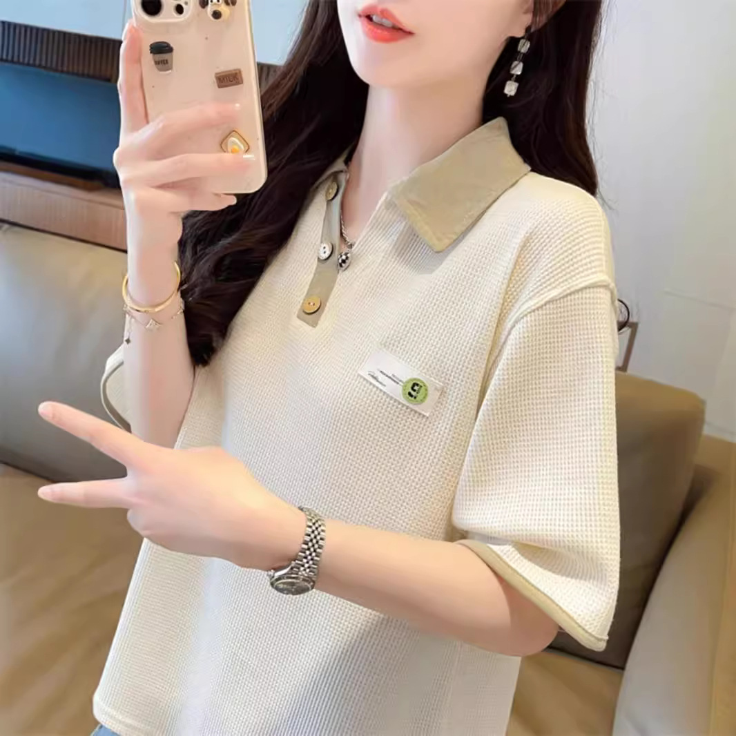 Camiseta de manga corta con cuello de polo de dos piezas falsas de waffle de talla grande para mujer 2024 verano nuevo estilo coreano suelto de media manga superior