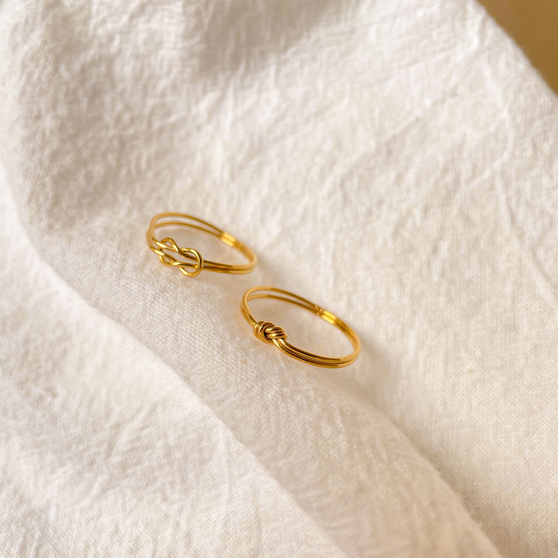 Solid Color Pattern Women'S Gender Simple Style Solid Color Titanium Steel Plating Gold Plated Rings